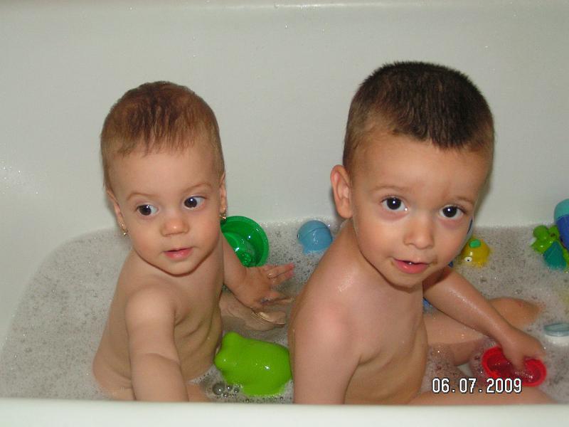 Bence es Bogi 250.jpg